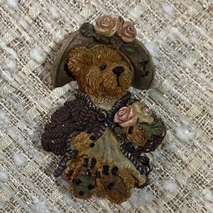 Vintage Boydβs Bears - Mrs.Tuttle Teddy Bear Ceramic Brooch π§Έ πΉ